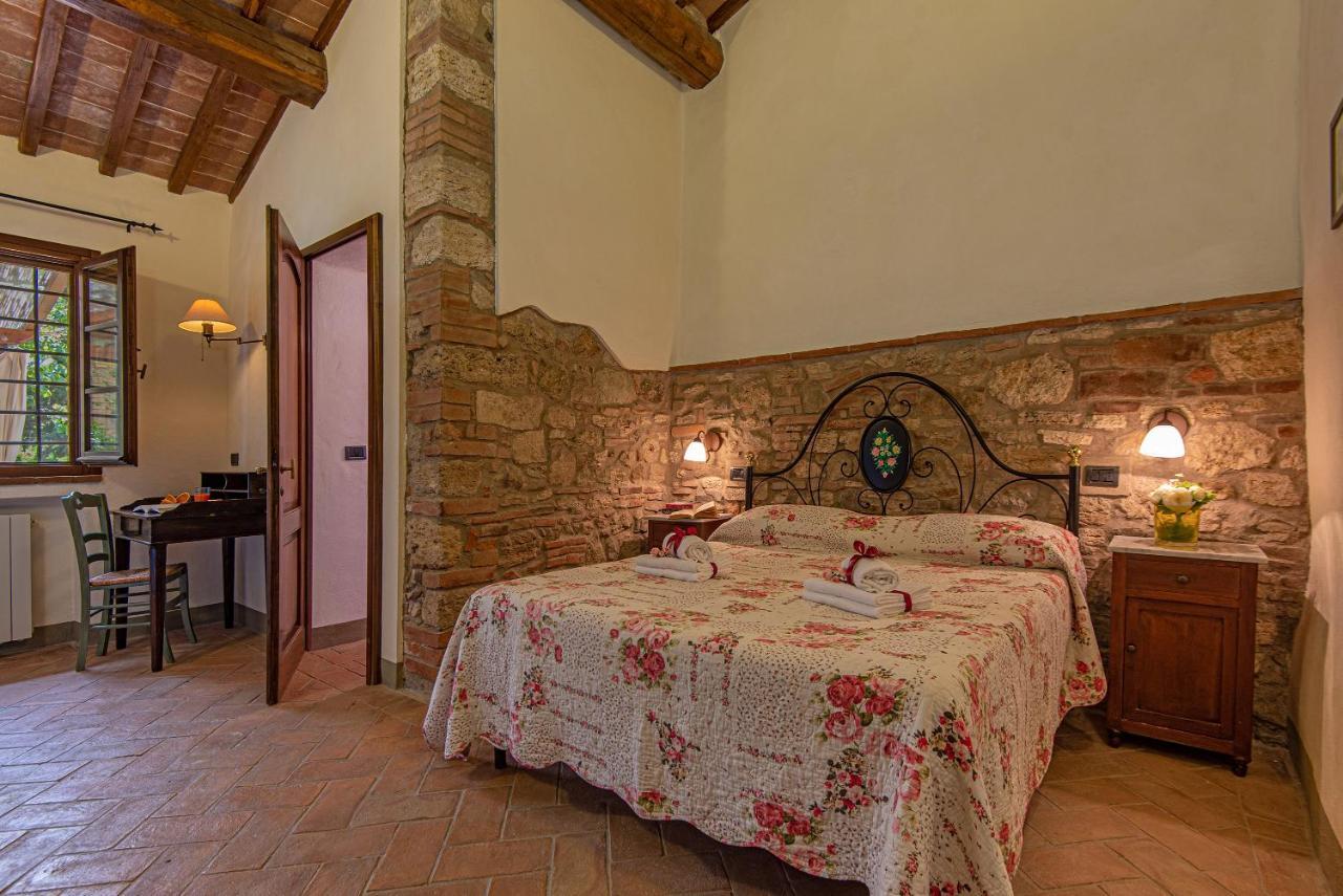 Agriturismo Casavaiano กัมบาสซี แตร์เม ภายนอก รูปภาพ