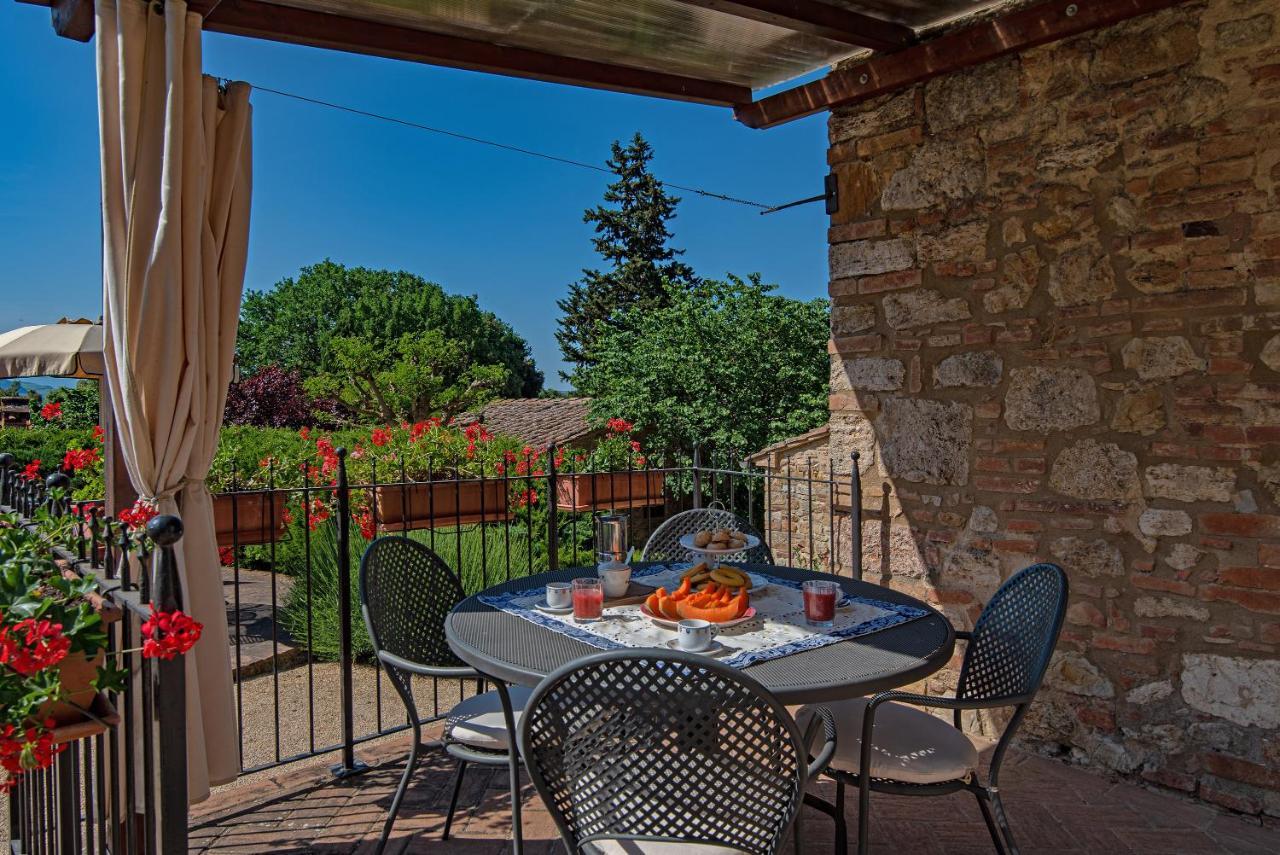 Agriturismo Casavaiano กัมบาสซี แตร์เม ภายนอก รูปภาพ