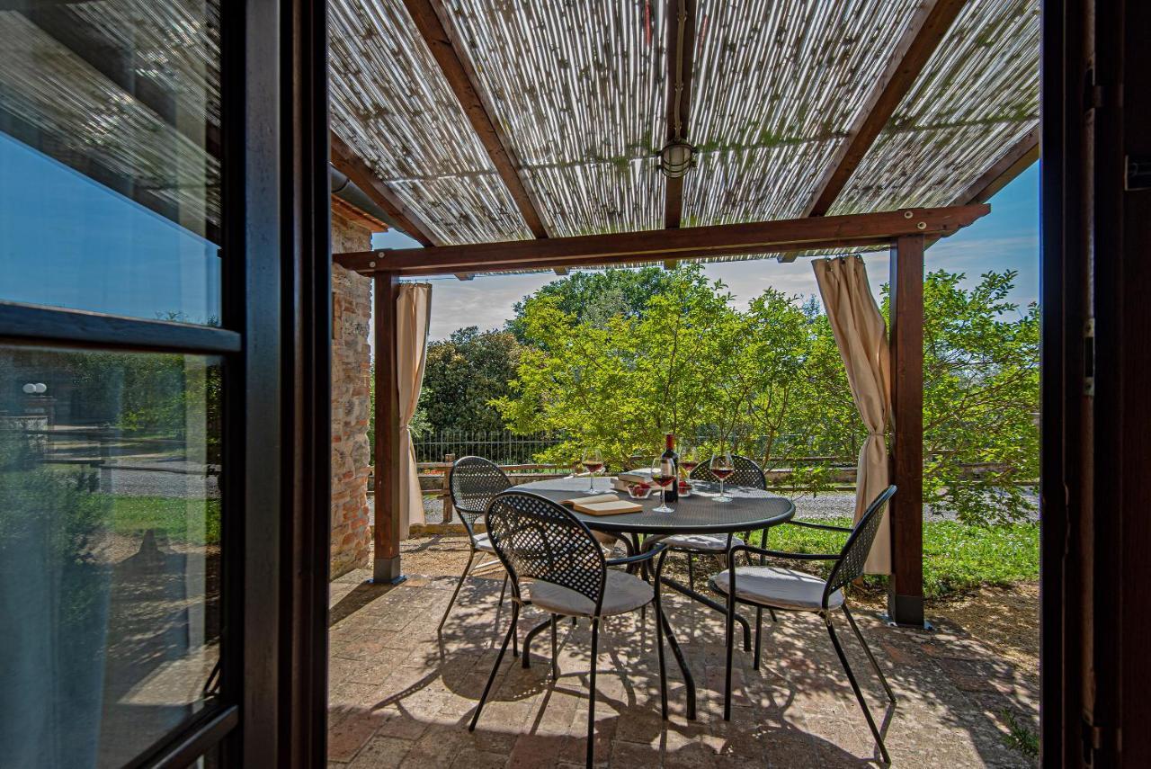Agriturismo Casavaiano กัมบาสซี แตร์เม ภายนอก รูปภาพ