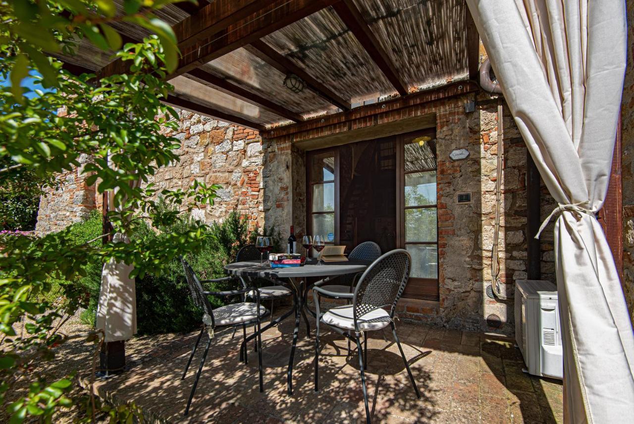 Agriturismo Casavaiano กัมบาสซี แตร์เม ภายนอก รูปภาพ