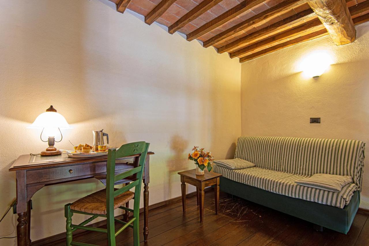 Agriturismo Casavaiano กัมบาสซี แตร์เม ภายนอก รูปภาพ