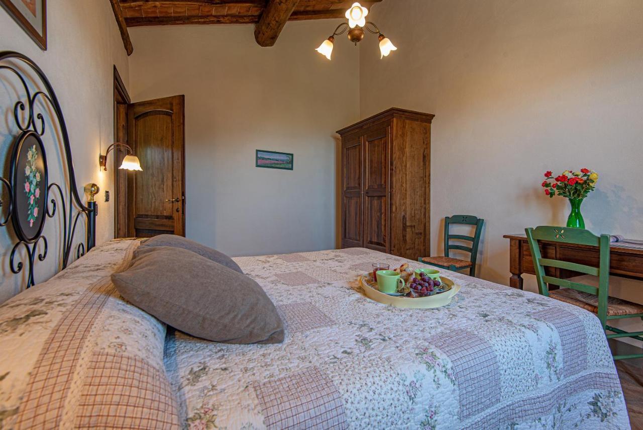Agriturismo Casavaiano กัมบาสซี แตร์เม ภายนอก รูปภาพ