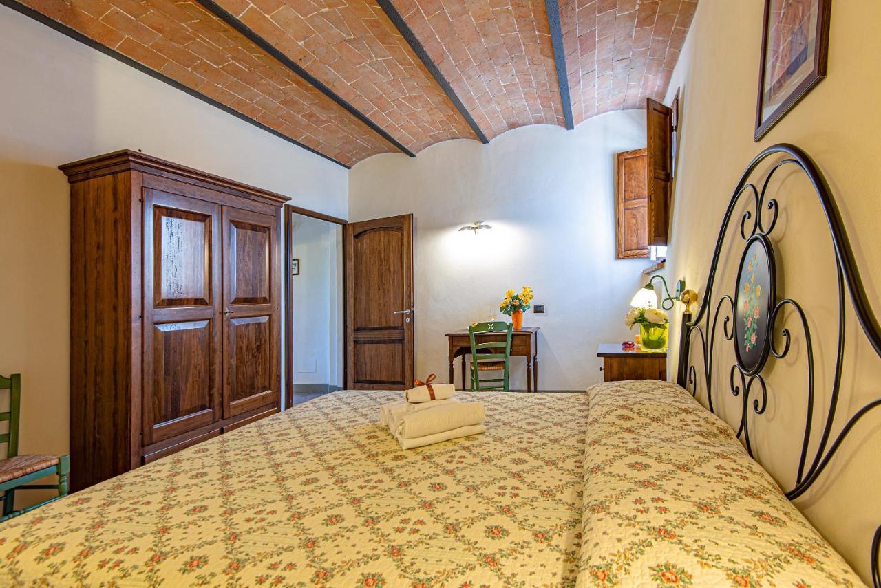 Agriturismo Casavaiano กัมบาสซี แตร์เม ภายนอก รูปภาพ